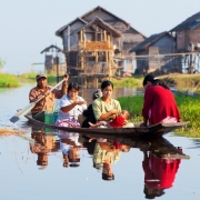 19350851-img_4058-inle-editorial